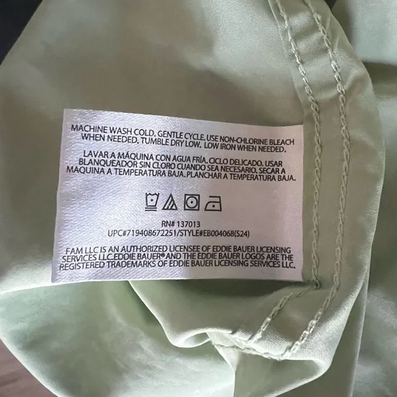 Eddie Bauer Sage Green Camp button down outdoor sports Shirt - Picture 9 of 9